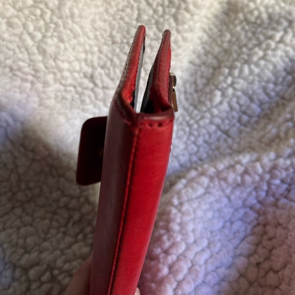 Red Fossil wallet - Picture 5 of 5